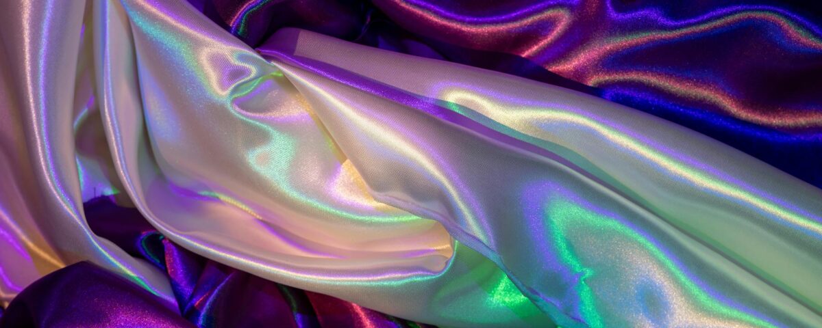 Para parques e jardins em Curitiba, os mais visitados incluem o Jardim Botânico, o Parque Tanguá, o Parque Barigui e o Bosque