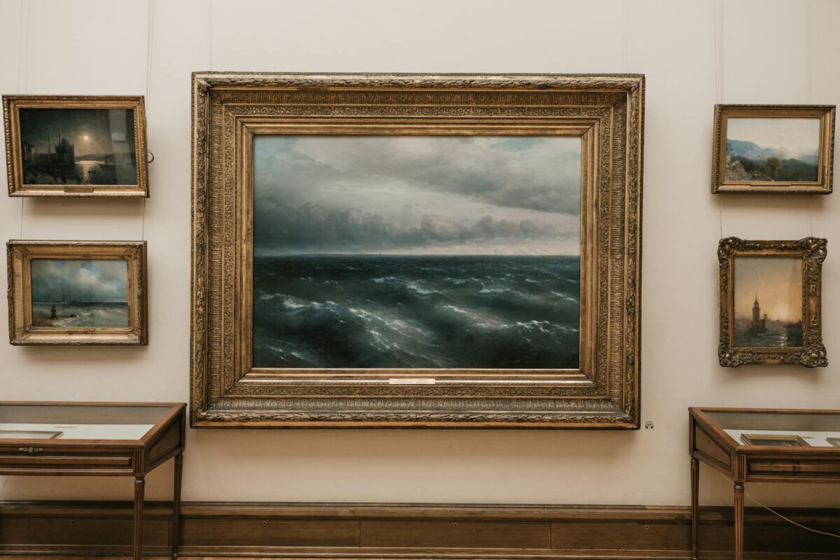 Para impressionismo obras de arte, destacam-se pinturas que capturam momentos fugazes e a luz natural, utilizando pinceladas