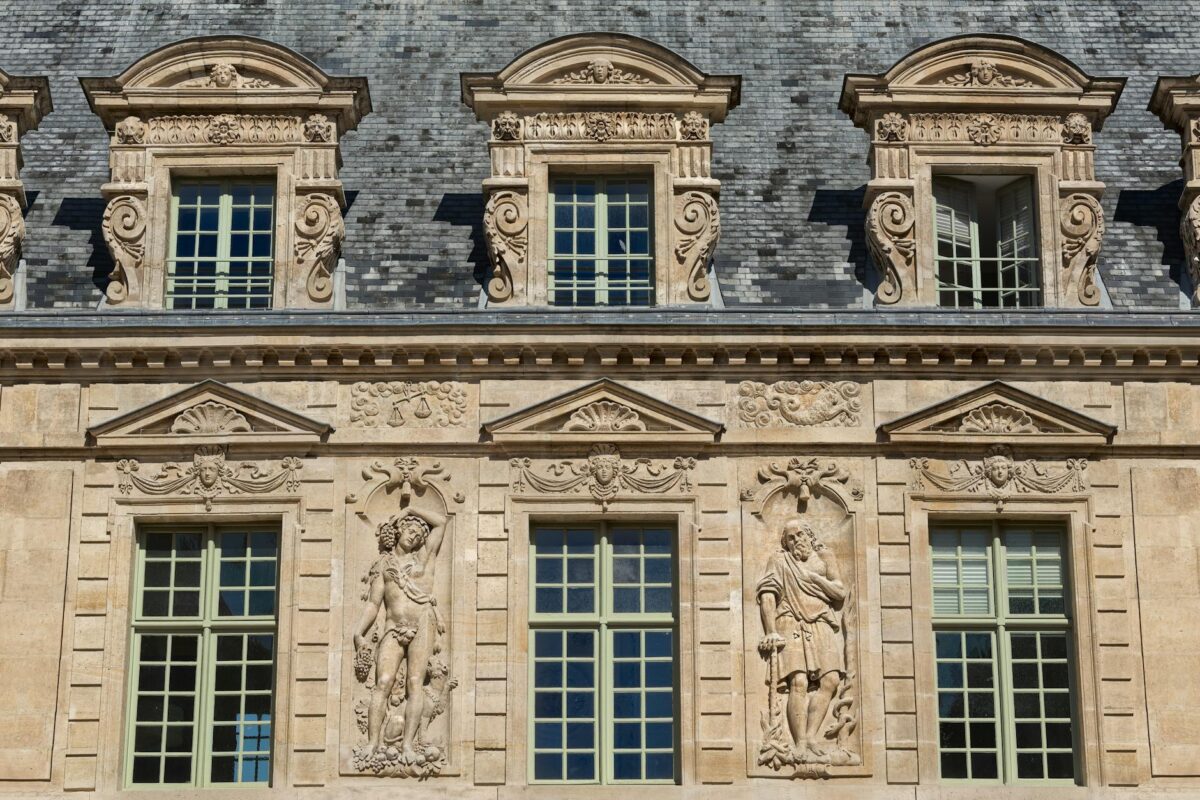 Para onde surgiu o impressionismo, este movimento artístico inovador teve seu berço na França, especificamente em Paris, dura