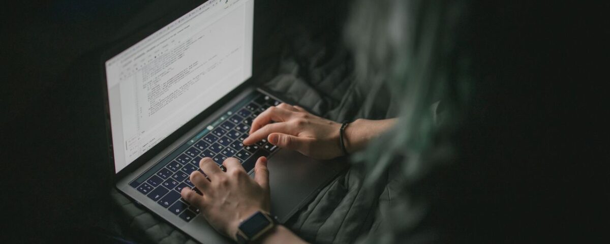 Como um site pode ajudar empresas a se posicionarem no mercado digital